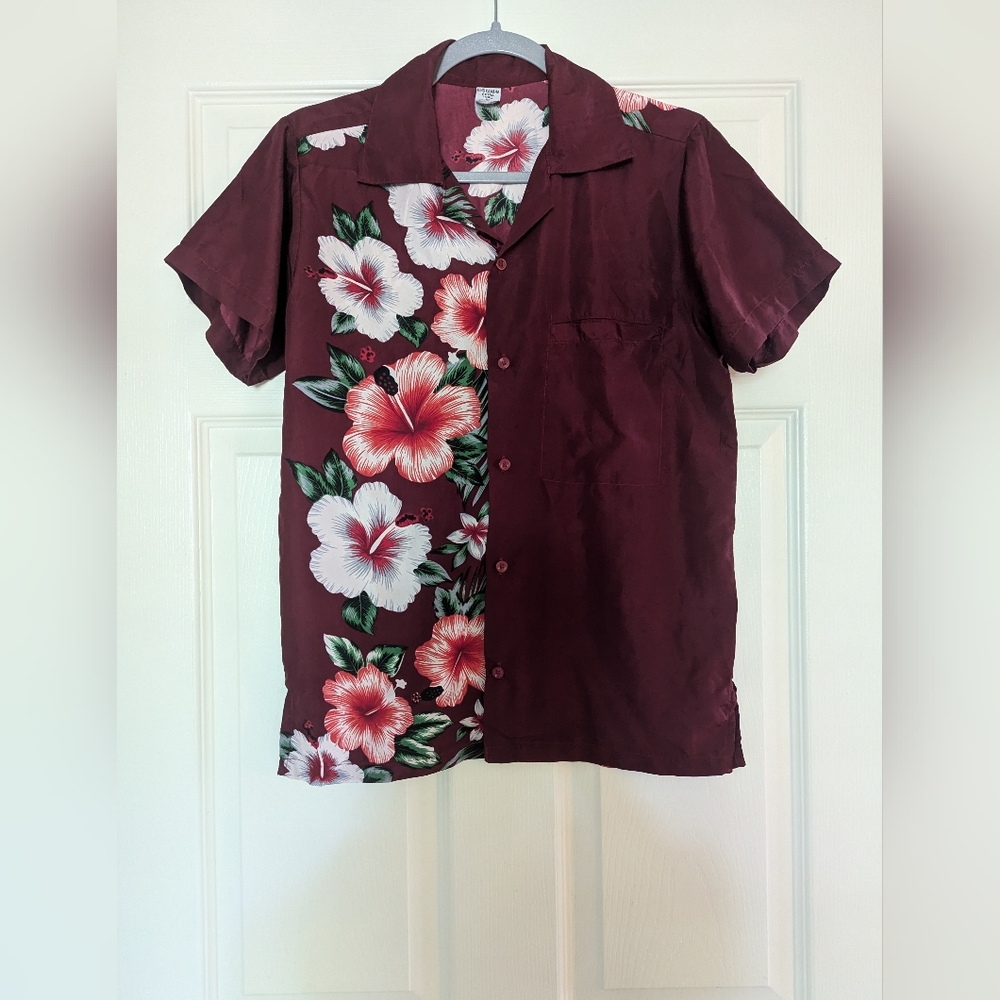 King Kameha | Unisex Burgandy Hawaiian Shirt | Size XS
